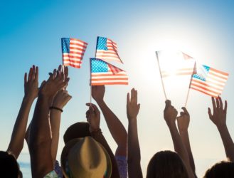 5 Tips For Hosting an Awesome 4th of July Party