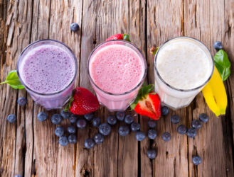 4 refreshing smoothies that will make you feel amazing