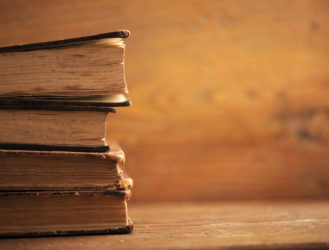 11 Must-Read Thrillers To Snuggle Up With On A Chilly Night