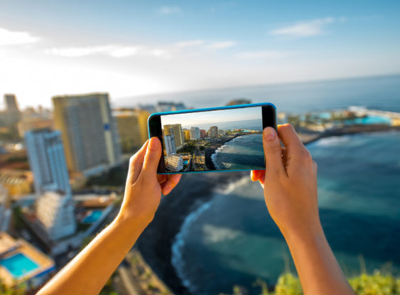 10 Tips to Take Better Travel Photos with your Smartphone