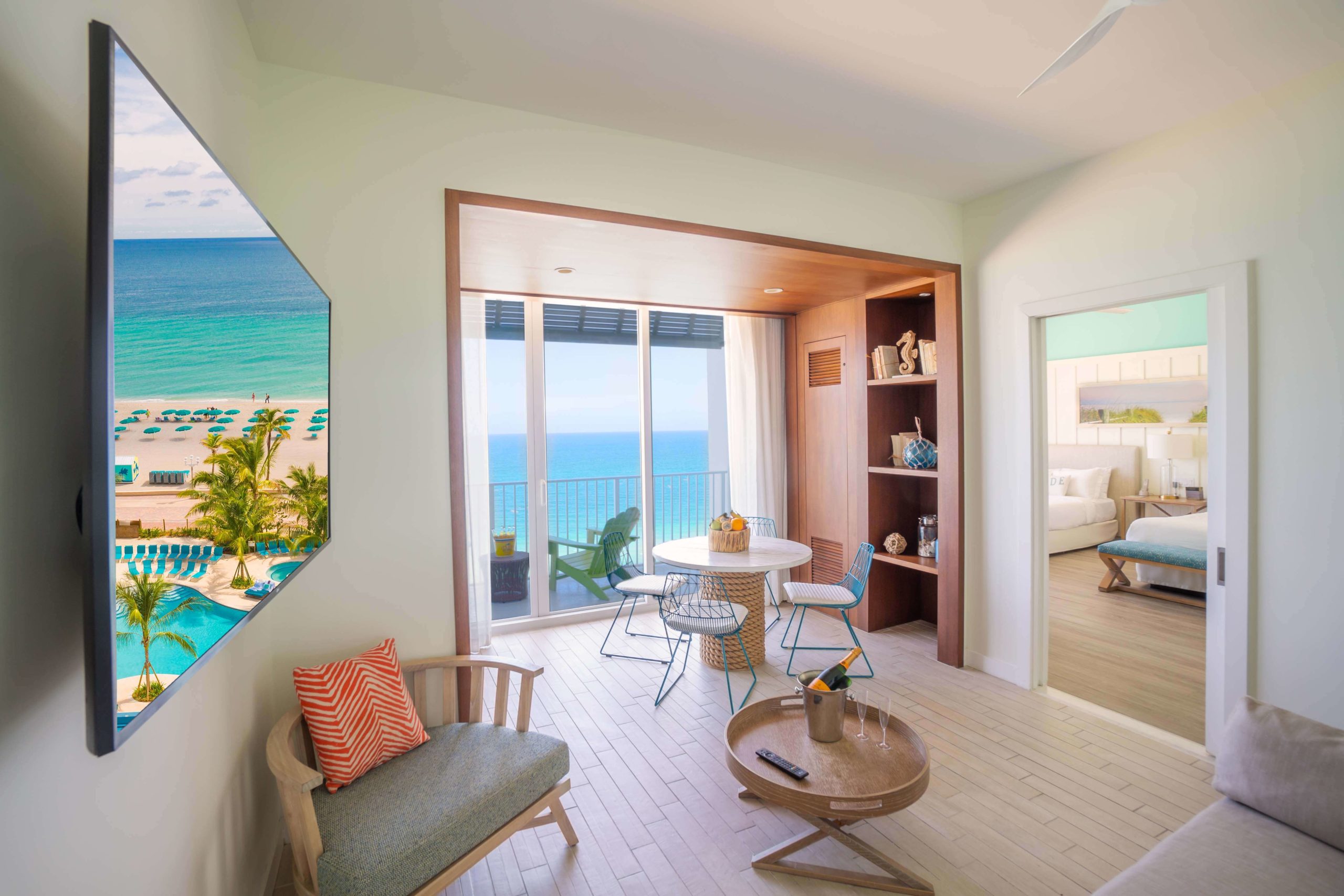 1 bedroom, 2 queen bed with ocean view, from livingroom area